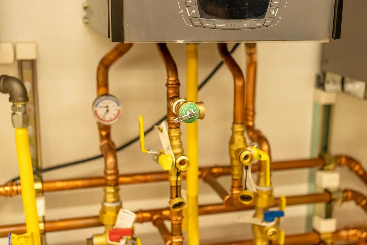 Licensed technician providing Water Heater Installation for a homeowner in Upper Hanover